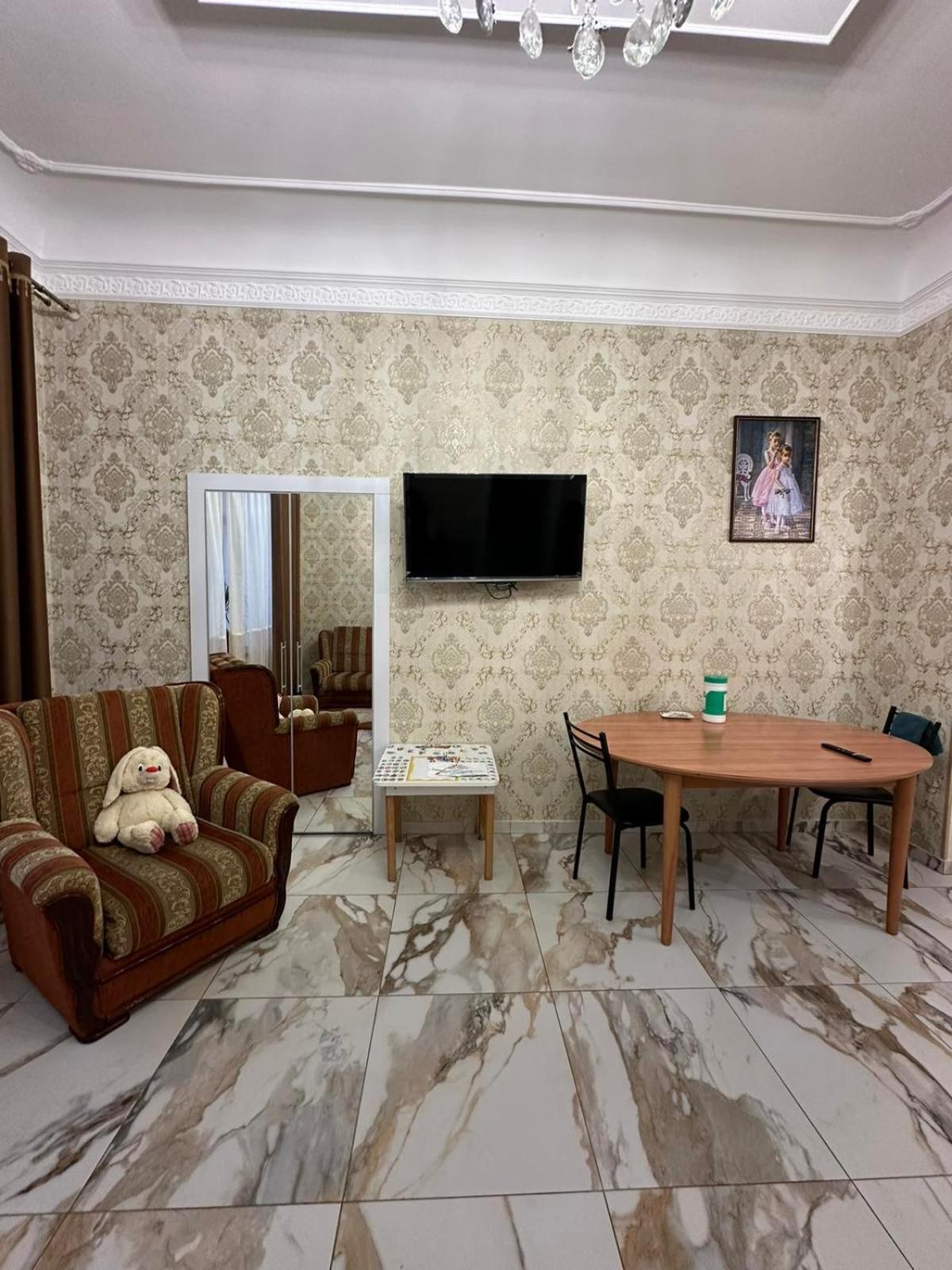 Апартаменти В Парку Umanʼ Exterior foto