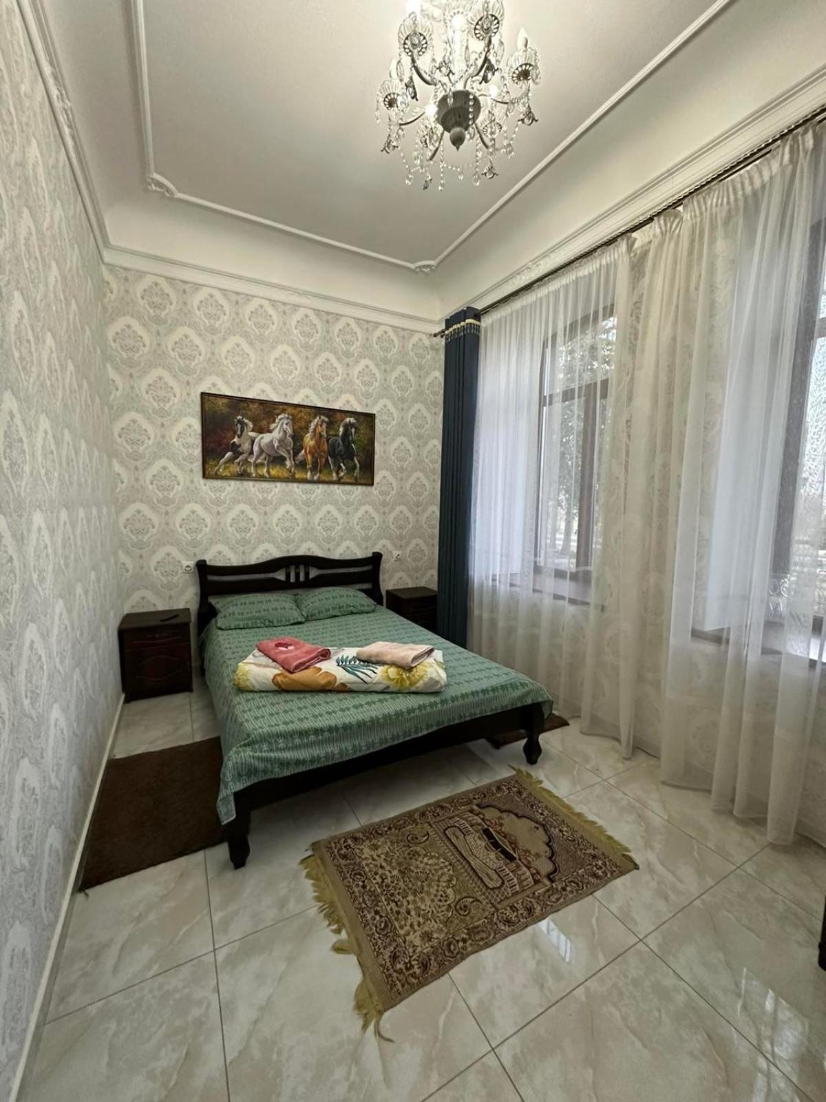 Апартаменти В Парку Umanʼ Exterior foto